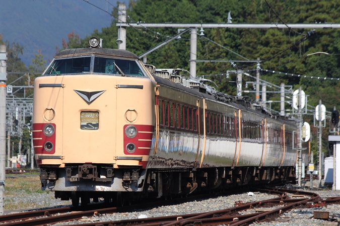 485・489系から変じた183系直流特急形電車「B編成（6）こうの